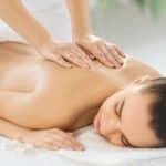 Como Escolher Curso Online de Massagem Relaxante Para Iniciantes: Guia Completo